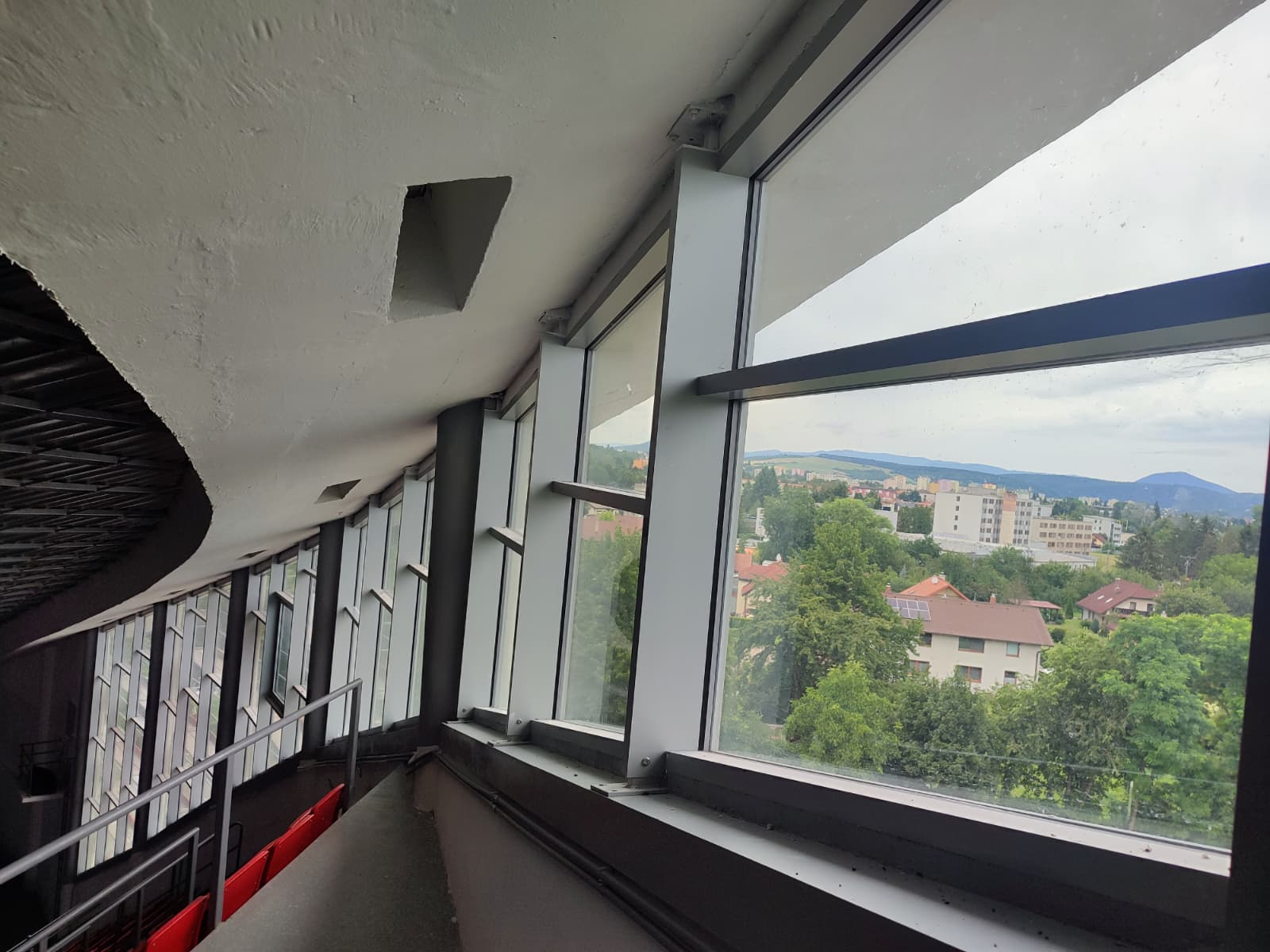Okná v športovom objekte